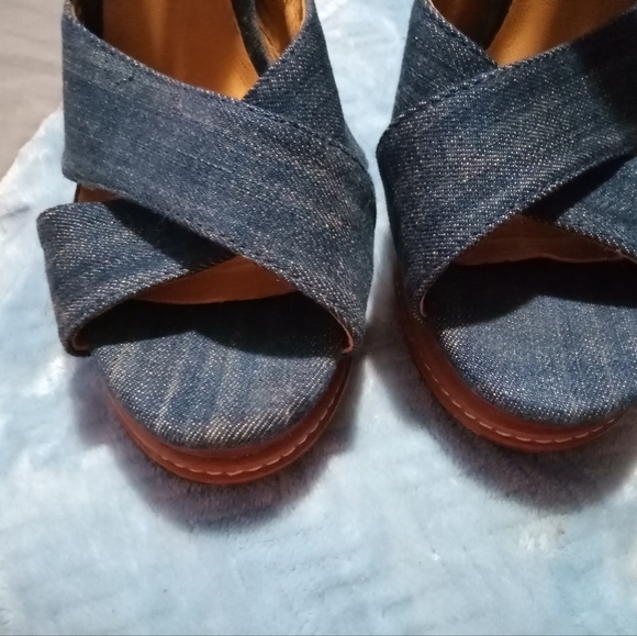 Michael Kors denim heels - Picture 5 of 9